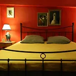 Amelie In Daire Paris