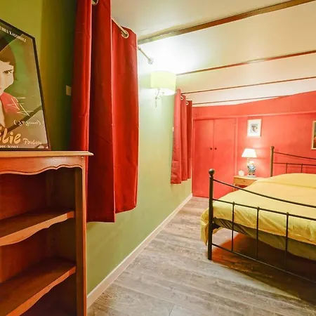 Amelie In *