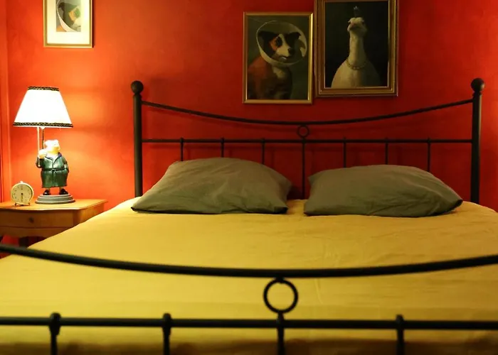 Amelie In Appartamento Parigi